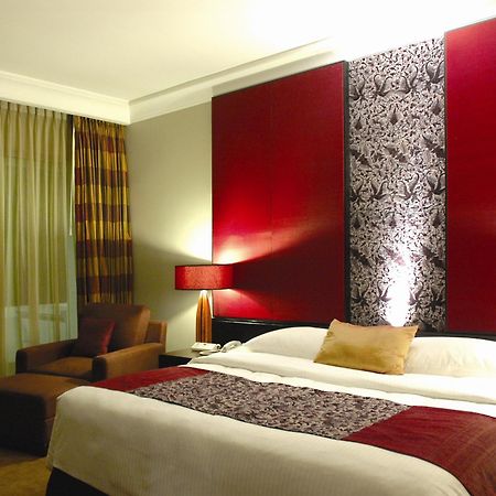 Surya Hotel & Cottages Prigen Εξωτερικό φωτογραφία
