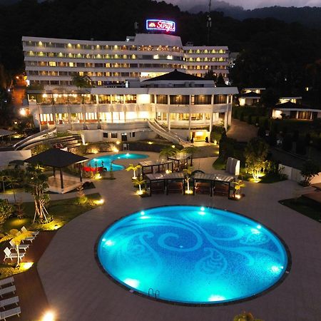 Surya Hotel & Cottages Prigen Εξωτερικό φωτογραφία