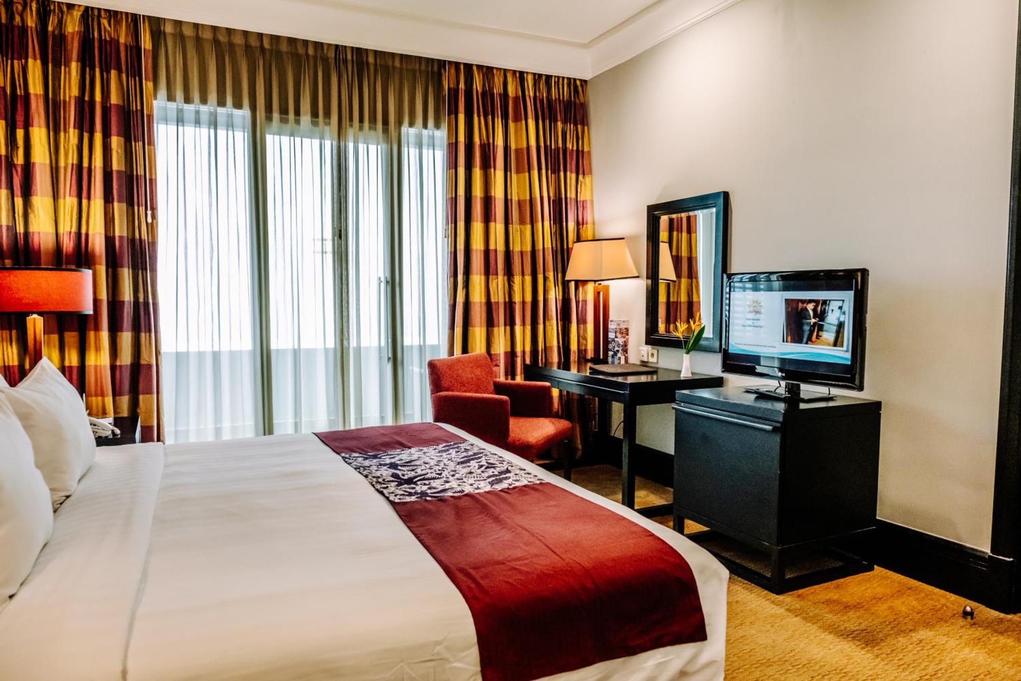 Surya Hotel & Cottages Prigen Εξωτερικό φωτογραφία