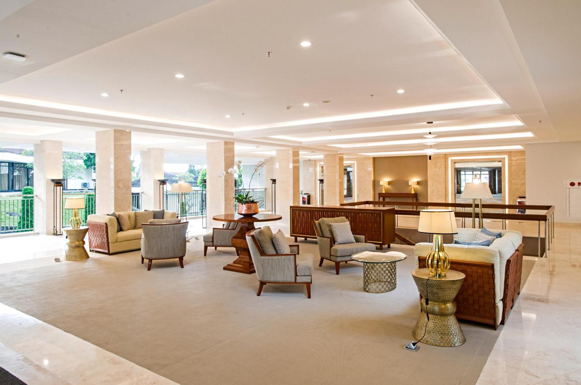 Surya Hotel & Cottages Prigen Εξωτερικό φωτογραφία
